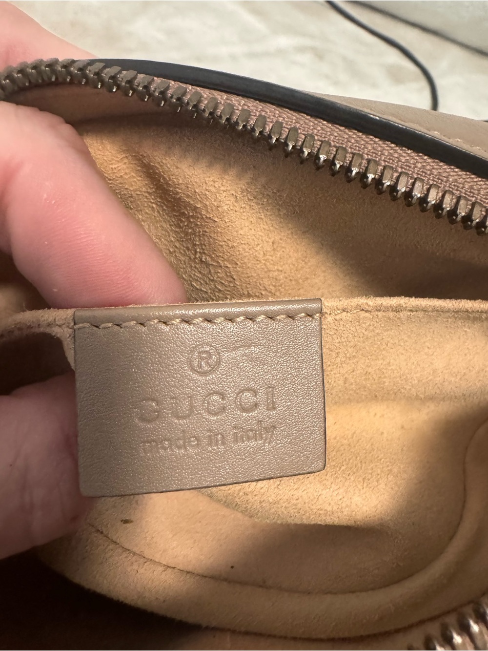 Gucci Nude Chevron GG Marmont Crossbody Belt Bag - Picture 9 of 11